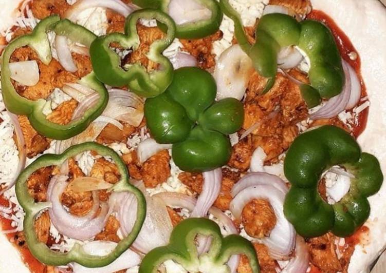 Easiest Way to Prepare Chicken tikka pizza without oven in 18 Minutes for Beginners