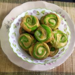 A picture of Trio Flavor Spicy Khaja.