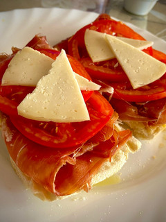 Una foto de Tostada Extremeña