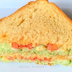 Green chutney and Mayo sandwiches A picture of Green chutney and Mayo sandwiches.