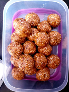 A picture of Multiseeds laddo.