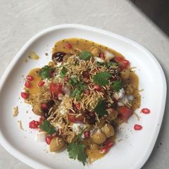 A picture of Chana chat.
