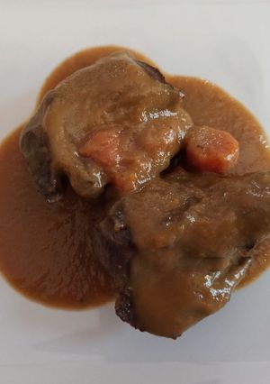 Una foto de Carrilleras de cerdo en olla exprés 🐷