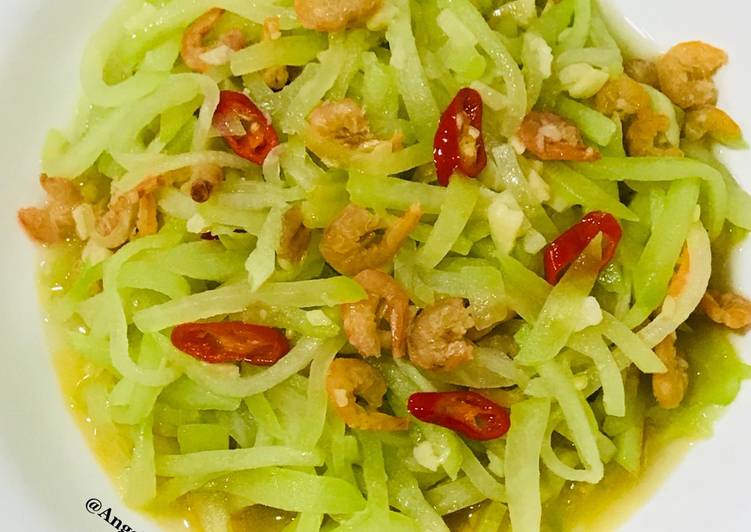 Tumis sayur labu &amp; ebi, menu sederhana