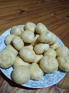 Una foto de Chips o pan de pebete