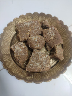સુખડી (Sukhdi Recipe In Gujarati) રેસીપી મુખ્ય ફોટો