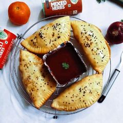 A picture of Tasty calzone pockets.