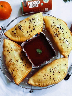 A picture of Tasty calzone pockets.