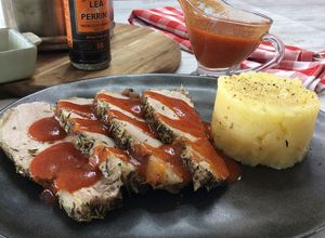 Una foto de Lomo de cerdo a la sal con salsa inglesa en Vaporcook cocina a dos niveles en Fussioncook FC7smart