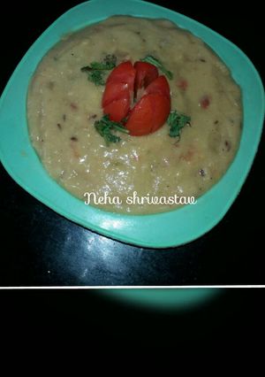 A picture of Besan ka namkeen halwa.