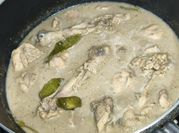 Gambar opor ayam santan