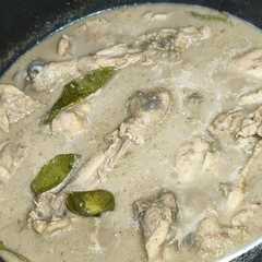 รูปของ Opor Ayam Bumbu Instan dengan Santan