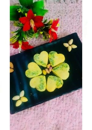 पिस्ता कुकीज़ (Pista cookies recipe in Hindi) रेसिपी मुख्य फोटो