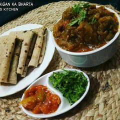 A picture of Baigan Ka Bharta/smoked Eggplant Mash.