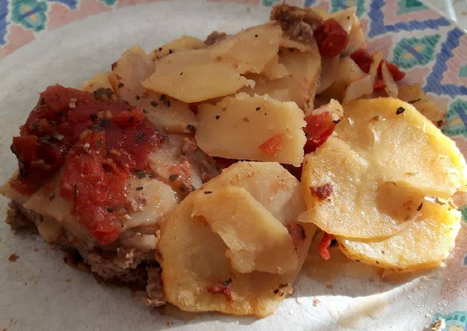 Steps to Prepare Favorite Carne e Patate (Meat and Potatoes)