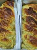 Roti Kepang Keju Pesto