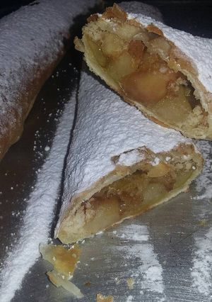 Una foto de Strudel de manzanas