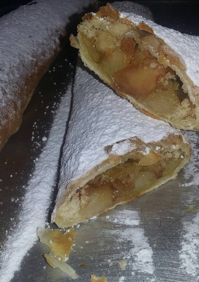 Una foto de Strudel de manzanas