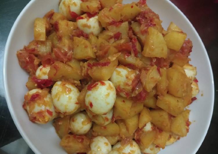 Kentang balado telor puyu