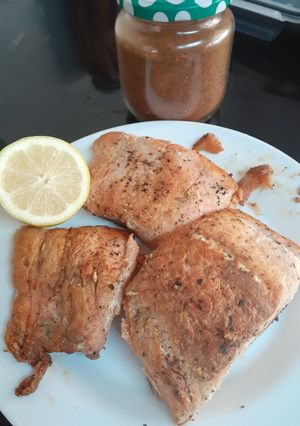 Una foto de Salmón al merkén