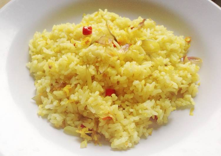 Resep Nasi Goreng Kencur / Cikur (no MSG) oleh Sarah Anzaita Putri