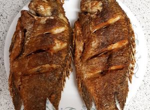 Una foto de Mojarras fritas