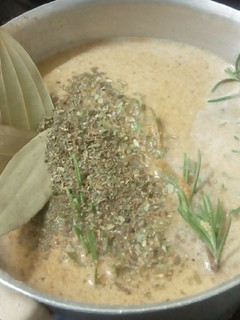 A picture of Ice Tea/Fruit Juice Herb-Spice Blend.