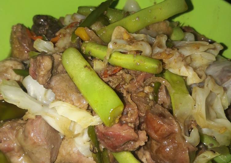 Langkah Mudah untuk Menyiapkan Tumis ati ampela buncis dan kobis yang Bikin Ngiler