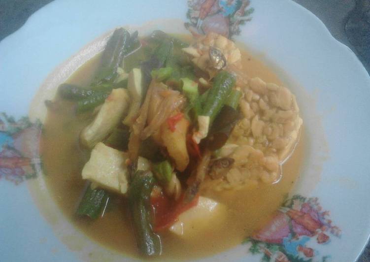 Lodeh tahu tempe kacang panjang dkk