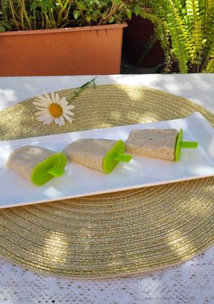 Una foto de Helado palito de banana