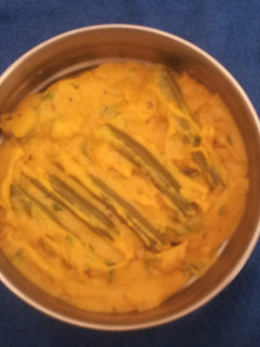 સરગવા નું શાક (Saragva Shak Recipe In Gujarati) રેસીપી મુખ્ય ફોટો