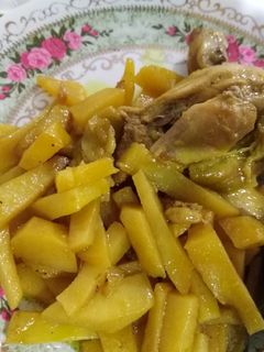 عکسی از دستور خوراک مرغ وسیب زمینی 🥔🥔🍗