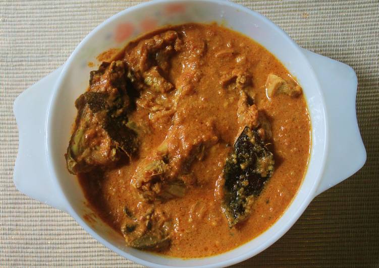 Dahi Tamatar Murgh