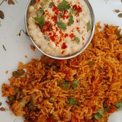 A picture of Veg dum Biryani.