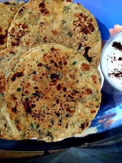 मसाला पराठा (Masala paratha recipe in Hindi) रेसिपी मुख्य फोटो