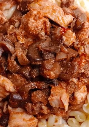 Csirkemellpörkölt gomba lábbal recept fotója