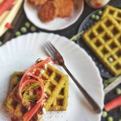 A picture of Green Peas and Soya Waffles.