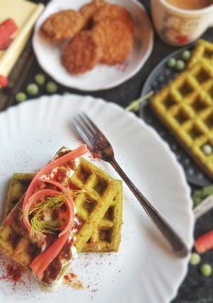 A picture of Green Peas and Soya Waffles.