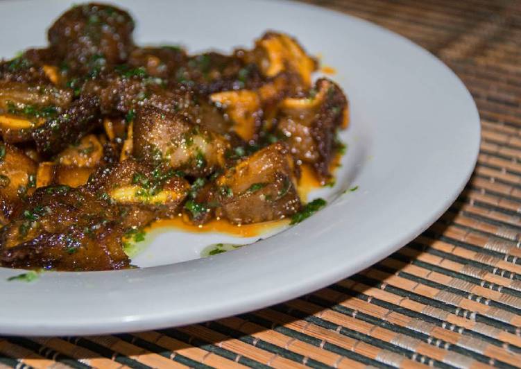 Oreja de cerdo adobada