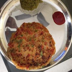 A picture of Uttapam.