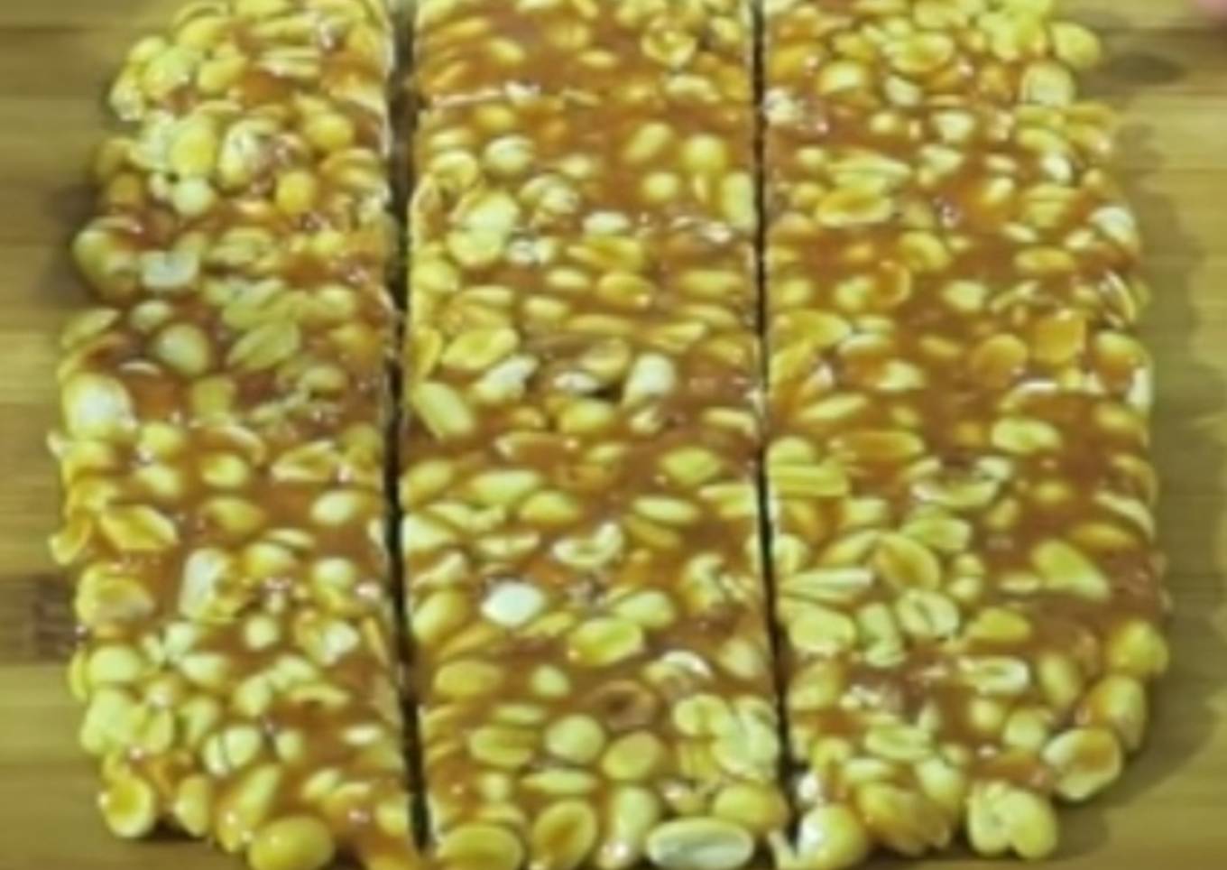 Peanuts Chikki