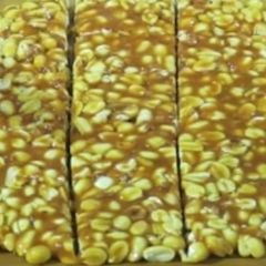 A picture of Peanuts Chikki.