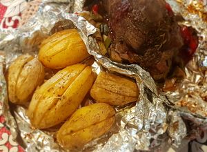 Una foto de ¡Palomita de novillo Sauvignon con papas cascadas al romero!