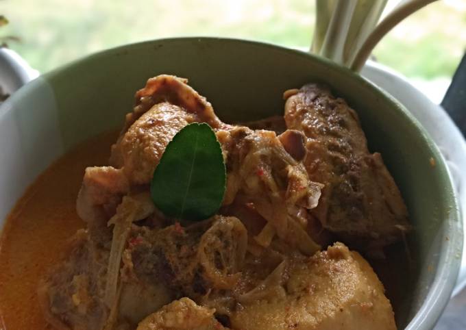 Ayam kalio khas RM padang - cookandrecipe.com