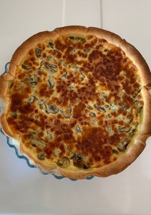 Une photo de Tarte au poulet et aux champignons 🥧