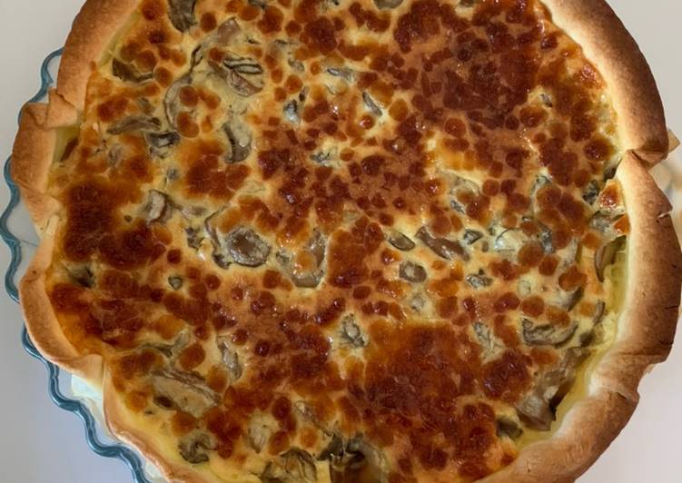 Tarte au poulet et aux champignons đ„§