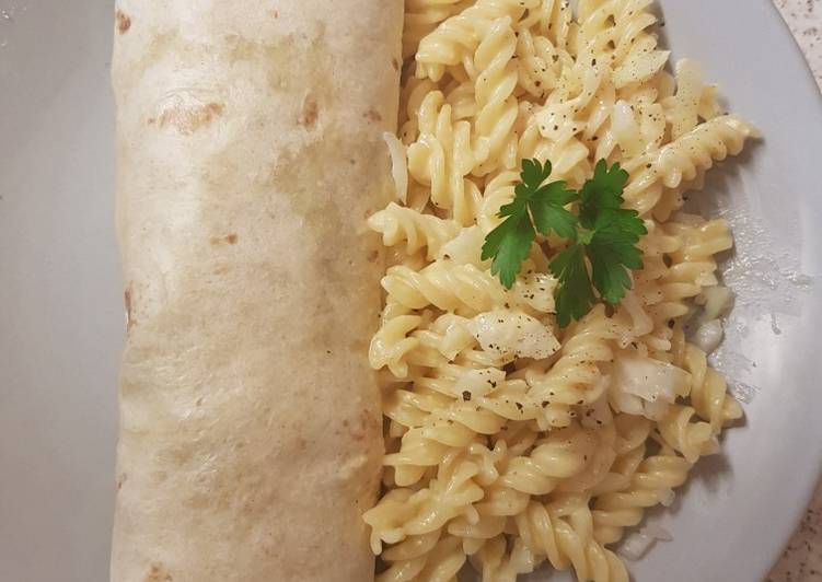 My tasty Chicken &amp; Bacon Wrap with cheesy #Pasta