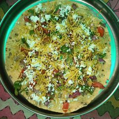 A picture of Masala papad.