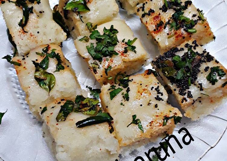Step-by-Step Guide to Make Any-night-of-the-week White Dhokla