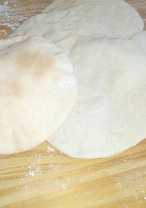 Una foto de Pan pita o Pan árabe bajas calorías